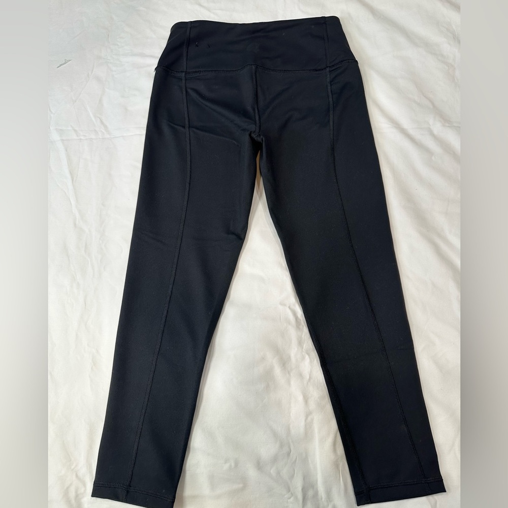 New Victoria’s Secret Capris sports pants, size XS